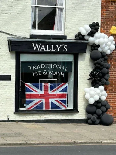 Wallys Pie and Mash